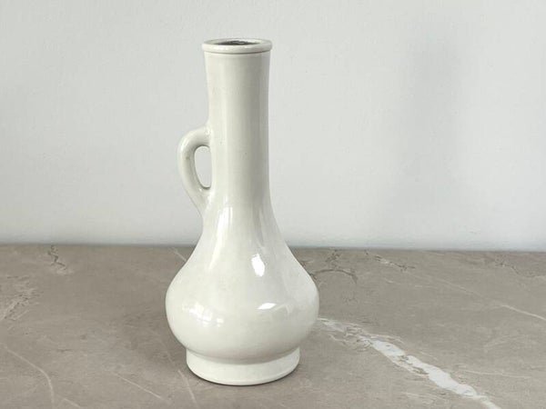 Petit vase blanc vintage
