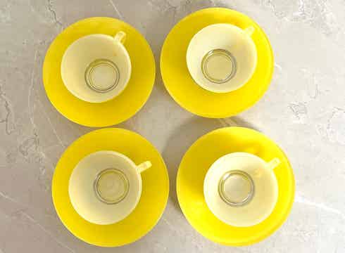 Tasses Soucoupes Duralex Jaunes Vintage 70' TBE Tasses Soucoupes Duralex Jaunes Vintage 70' TBE