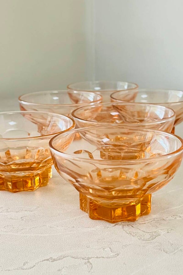 Anciennes coupes roses