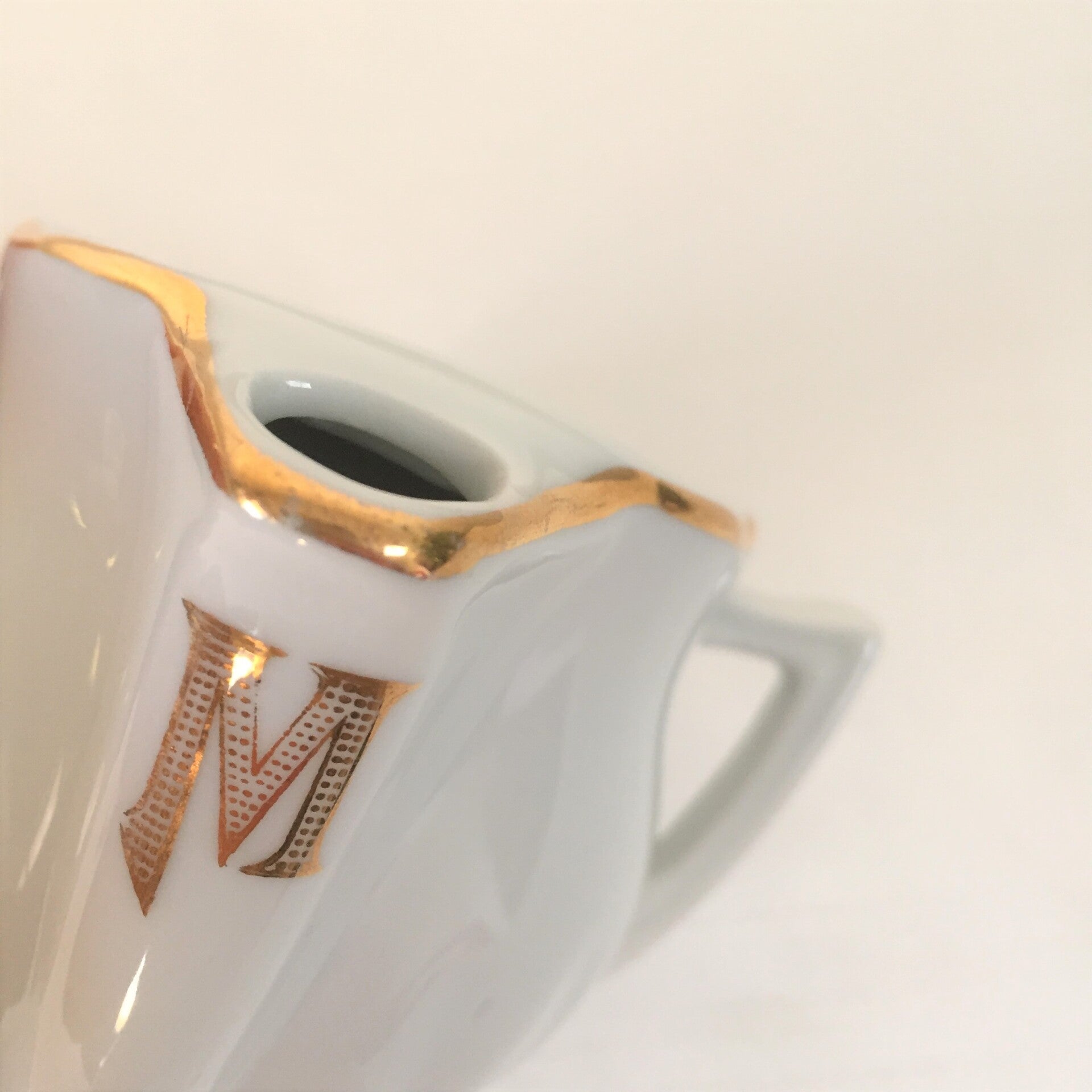 Ancienne saucière en porcelaine Gras et Maigre Pillivuyt