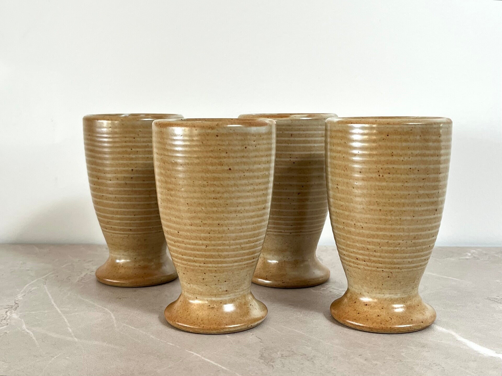 4 mazagrans ou mugs en grès Village France