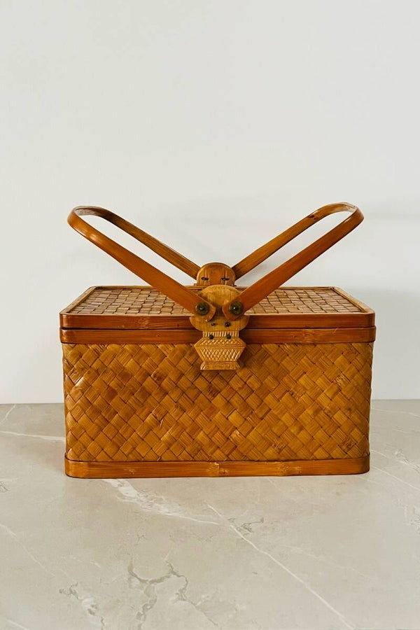 Petit panier ou boîte vintage en bambou