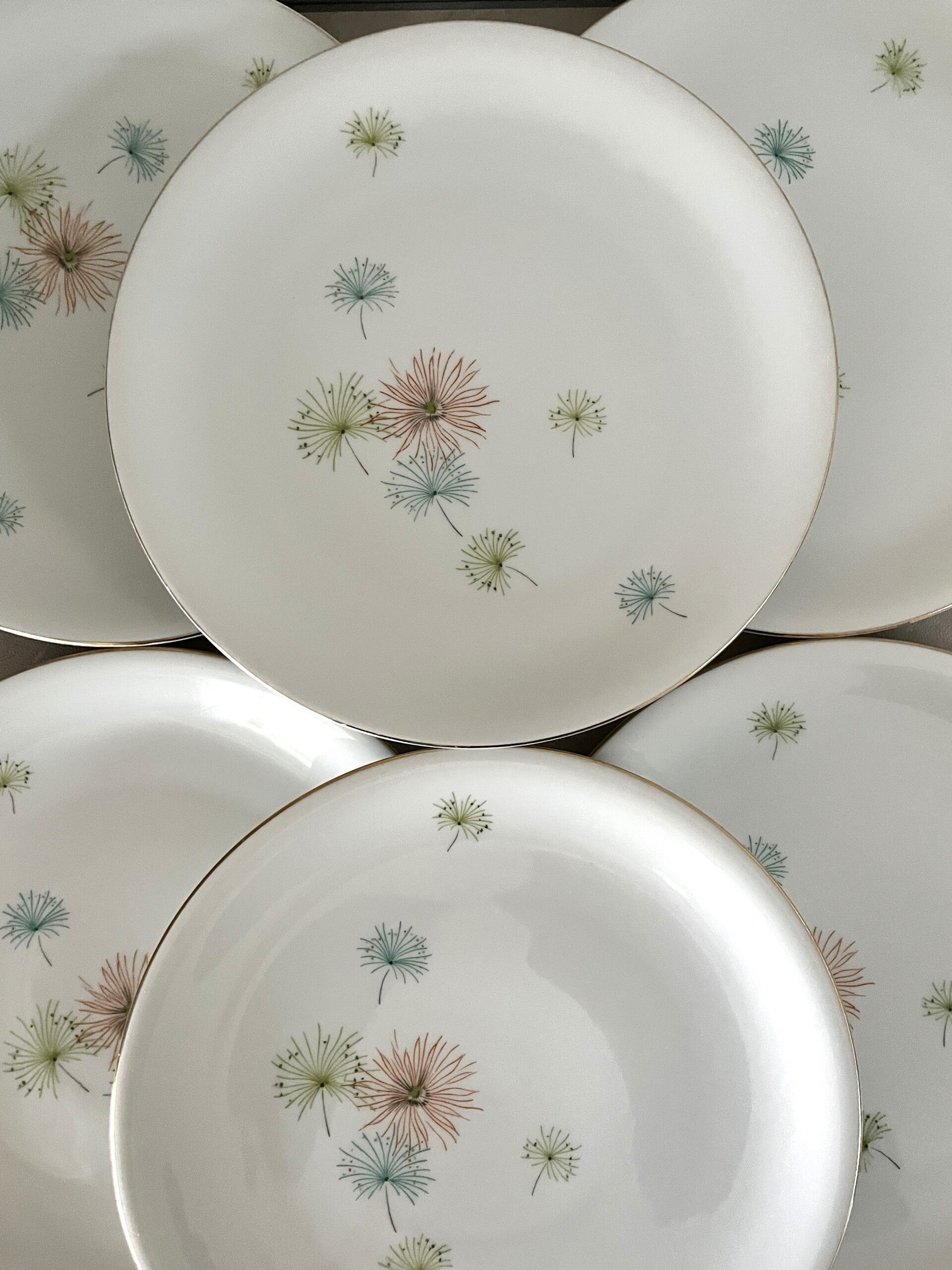 6 petites assiettes en porcelaine KPM