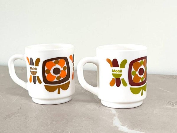 2 petites tasses Arcopal Mobil