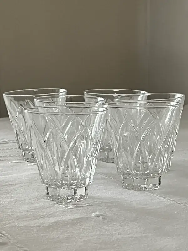 Série de six verres à digestif