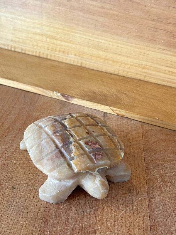 Tortue intage en pierre naturelle