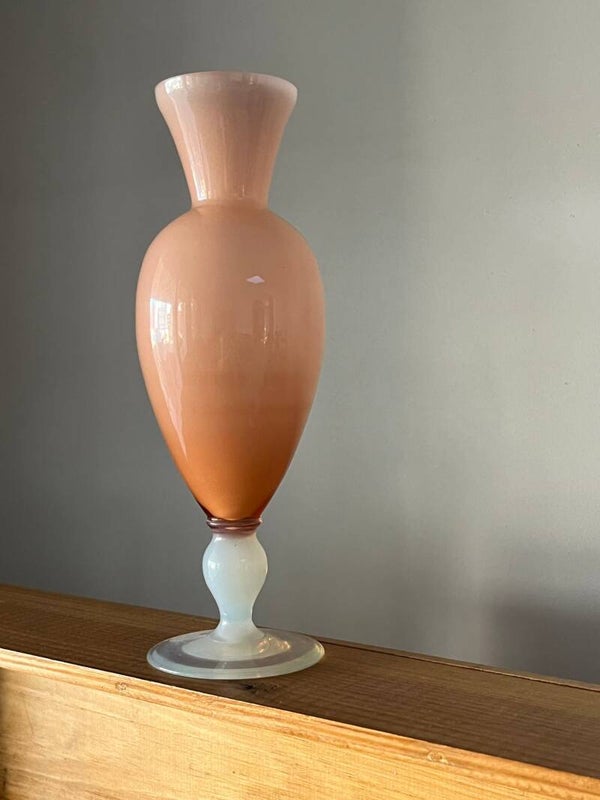 Vase soliflore vintage en opaline