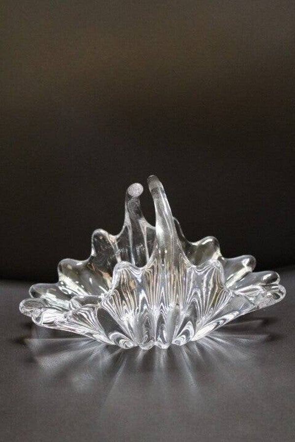 Panier ou corbeille en cristal
