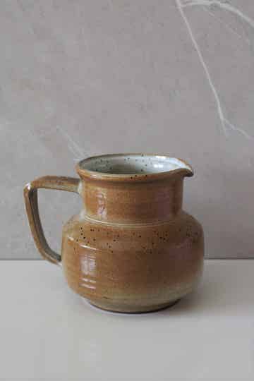 Pichet ou broc vintage en grès