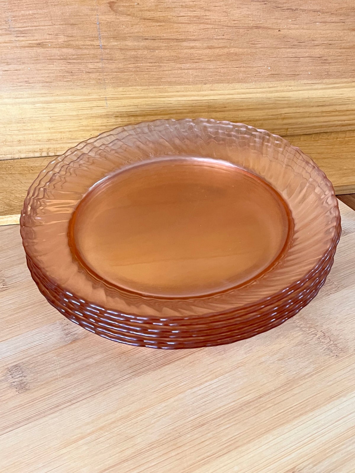 Lot De 6 Assiettes à Dessert Vintage Rosaline / Arcopal - Verre Rose, Années 70, Diamètre 19.5 Cm
