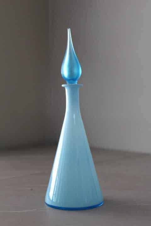 Carafe en opaline bleue vintage Empoli