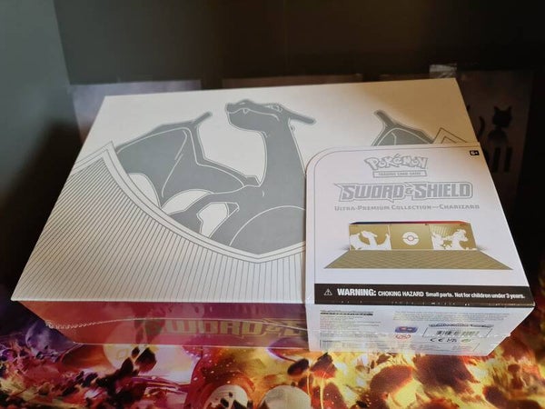Sword & Shield – Ultra Premium Collection: Charizard [EN, Sealed]