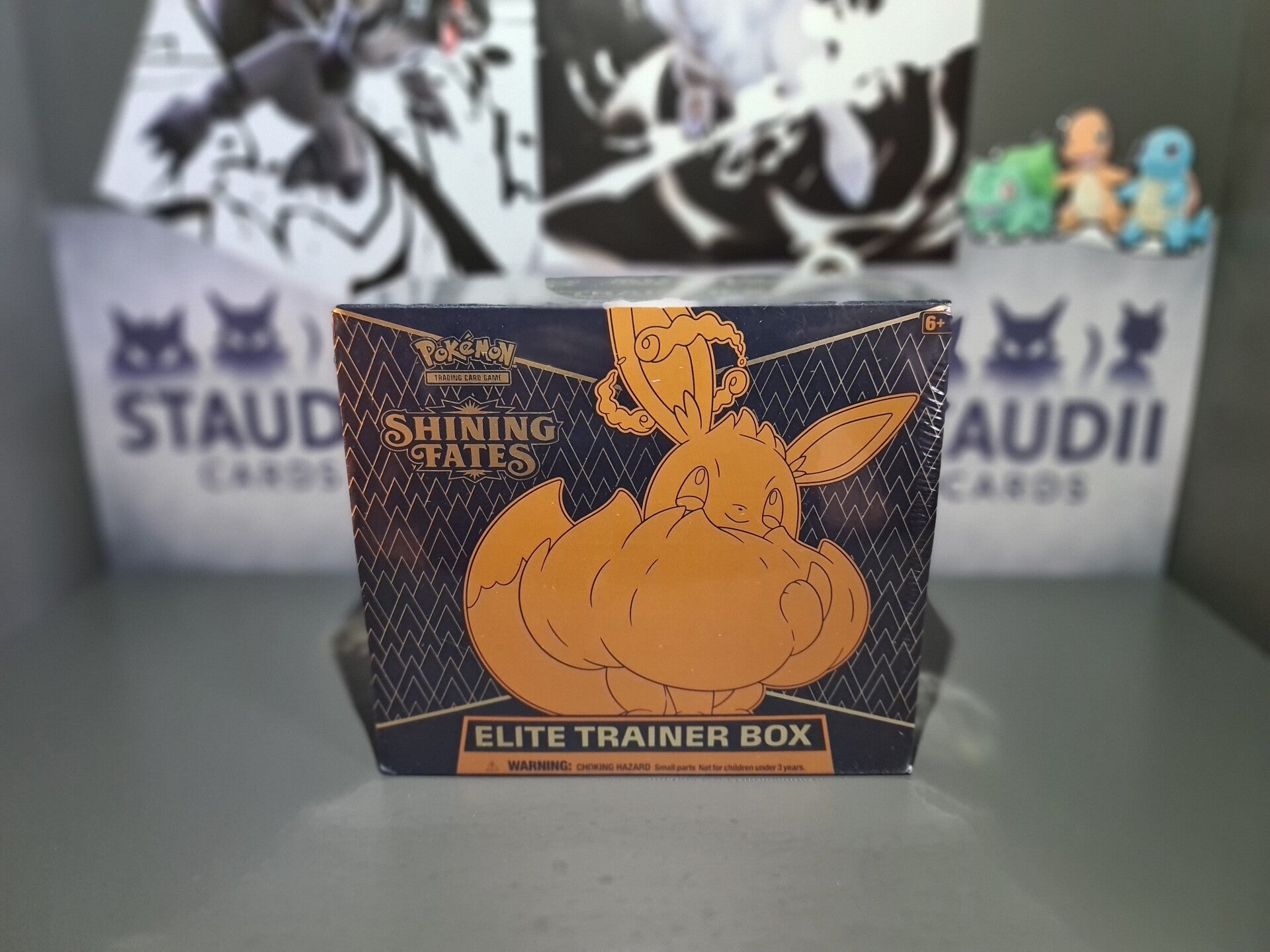Elite Trainer Box – Shining Fates (Englisch, sealed)