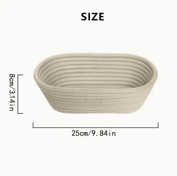 Oval brödkorg i rotting med linnetyg 25 cm