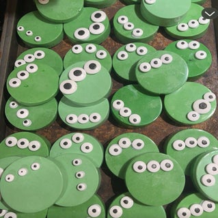 alien-oreo-standard-wtd1u9.jpg
