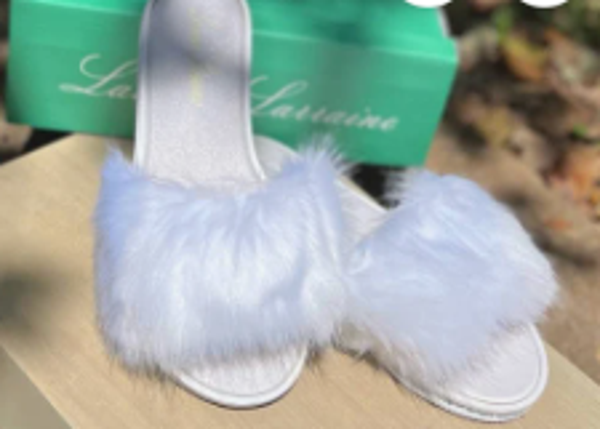 Lauren Lorraine Women Fluffy Slide Jamaica