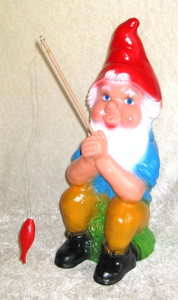 Gartenzwerg Angler beim Angeln grinst - 4700260
