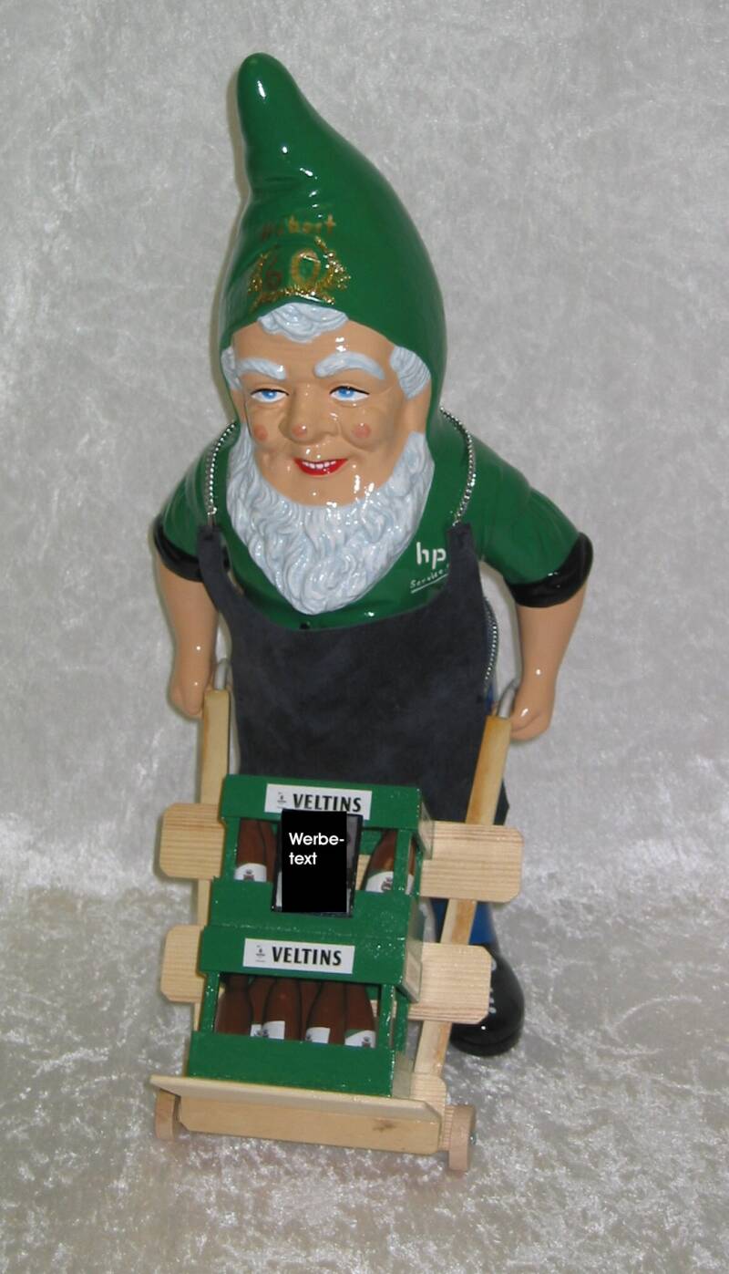 Gartenzwerg als Bierkutscher