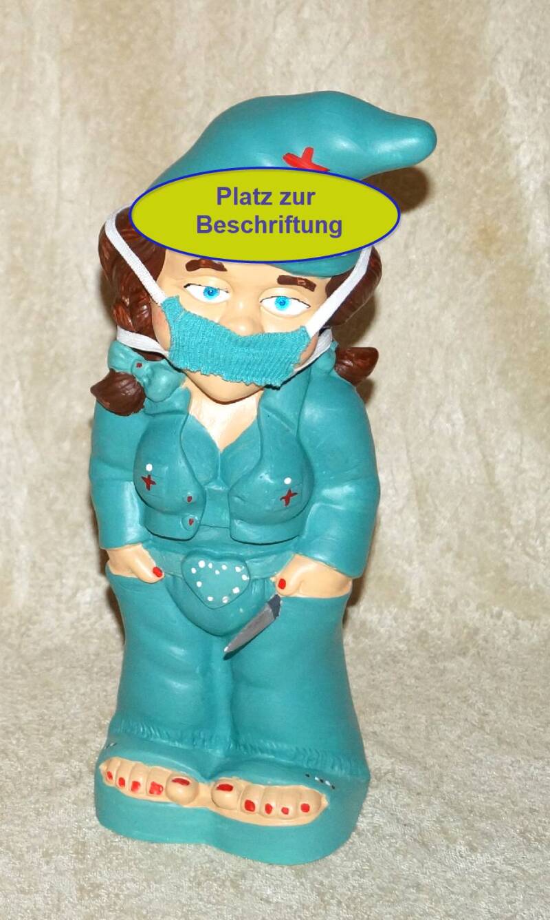 Gartenzwergin Medizinerin mit Mundschutz