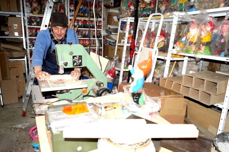Andreas Klein in der Werkstatt