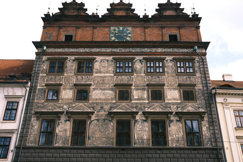 pilsen_facade4262-standard.jpg