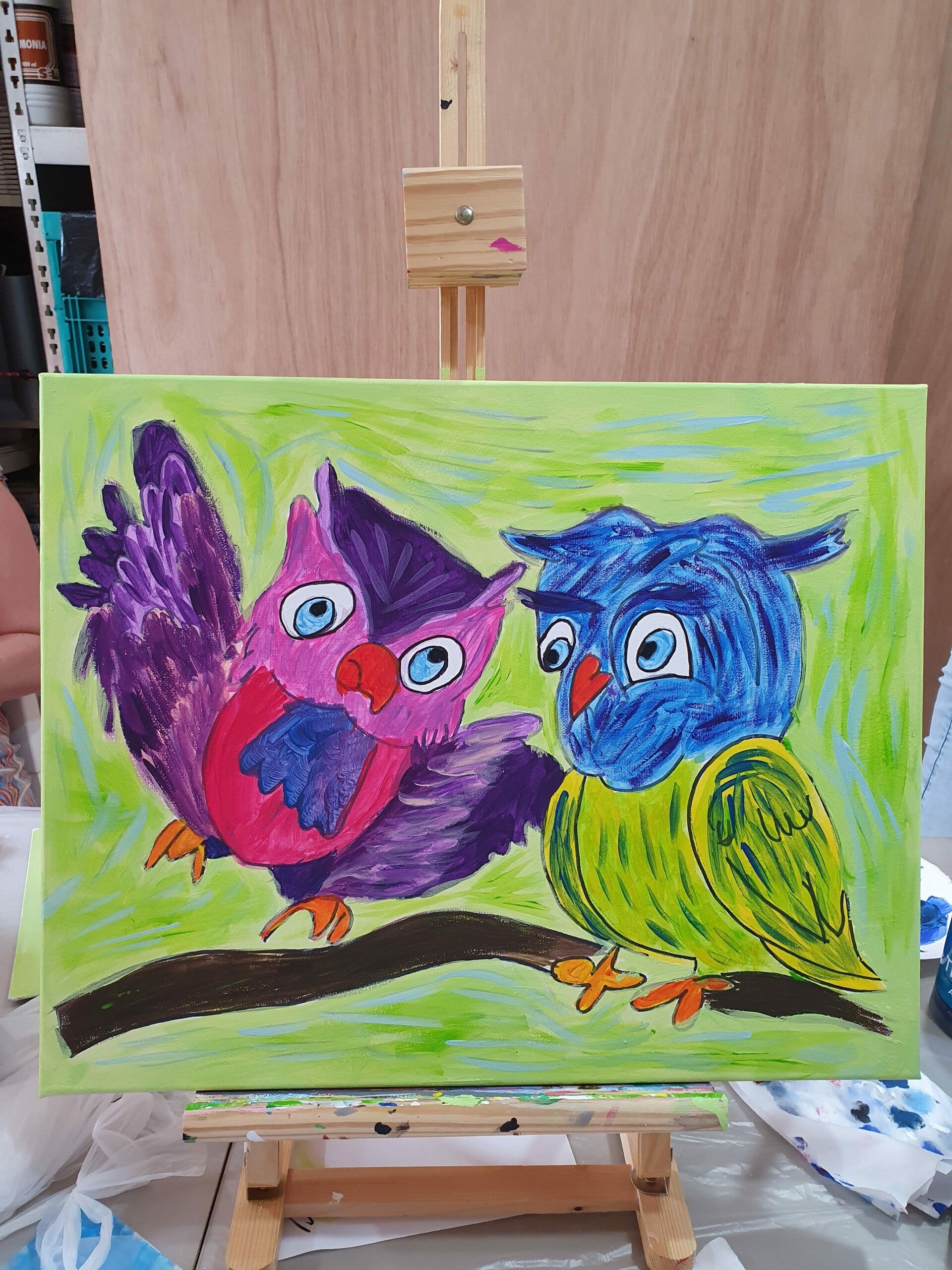 schilderen voor beginners voorbeelden, zussen uitje, servies schilderen, leuke workshop, workshop moeder dochter, workshop taart maken, kippen schilderen, dikke dames beeldjes om zelf te schilderen, vrolijkschilderij, mokken schilderen, moeder dochter dag
