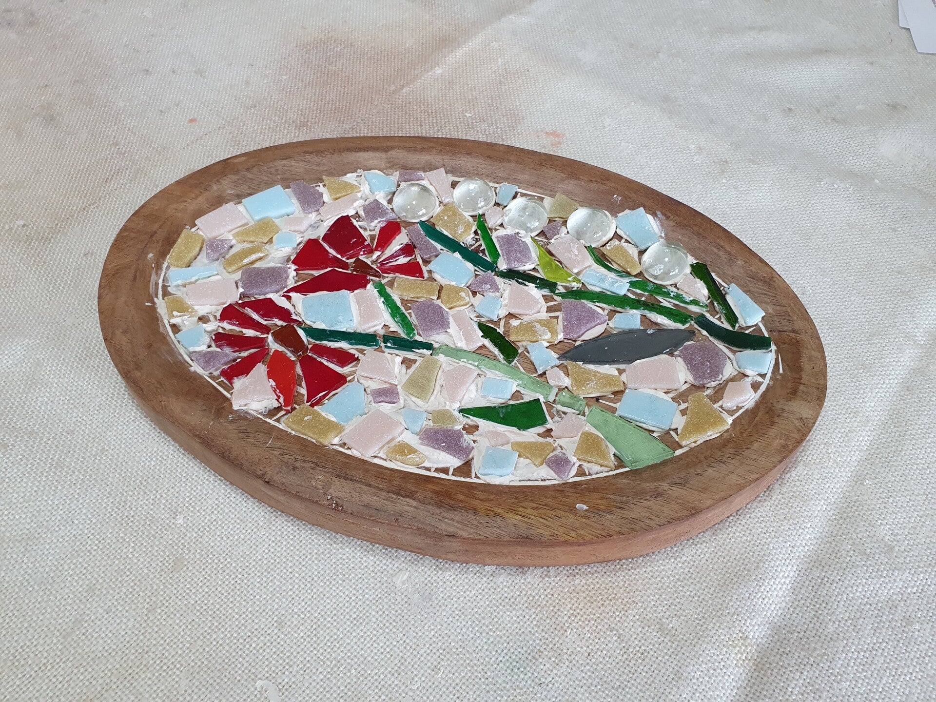 workshop, workshops, creatieve workshops, creatieve workshop, workshop drenthe, workshops drenthe, zussen uitje, dikkedamesschilderen, dikke dames schilder, workshop sieraden maken, dikke dames beeldje schilderen, workshop met vriendinnen, leuke workshops