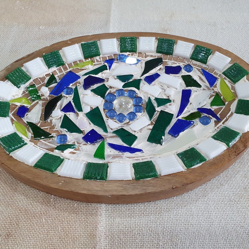 dikke dames wijn, porcelein schilderen, vriendinnenuitjes, vriendinnenuitje, servies schilderen, leuke workshop, dikke dames beeldjes schilderen, schilder voorbeelden, workshop piemel pimpen, dikke vrouwen schilderen, dikke vrouwen schilder, workshoo