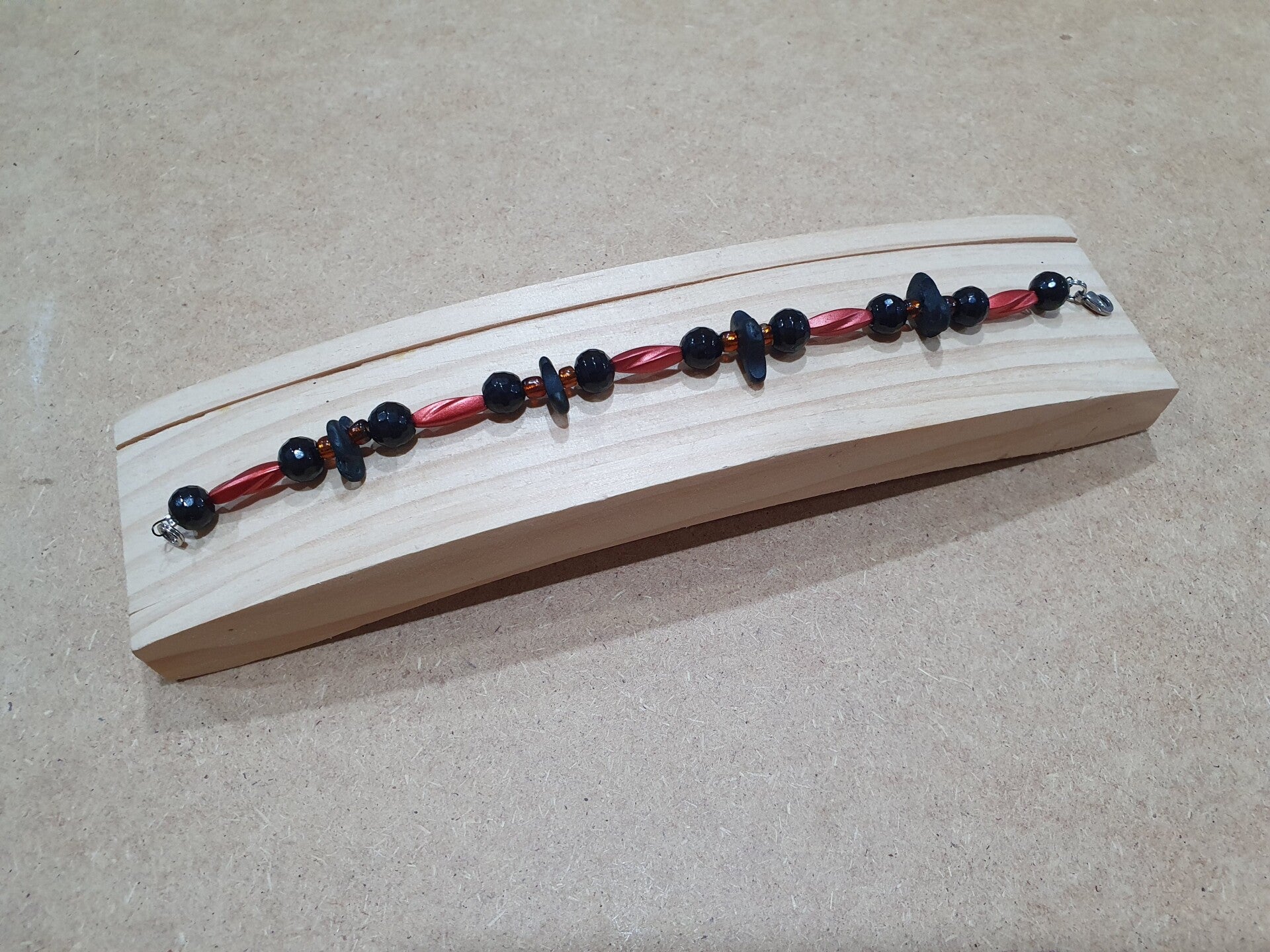 high tea workshop dikke dame beeldje maken, dikke dames beelden maken, vrijgezellenuitje, workshop taart maken, leuke workshops met vriendinnen, vriendinnendag 2024, dikke dame beeldje