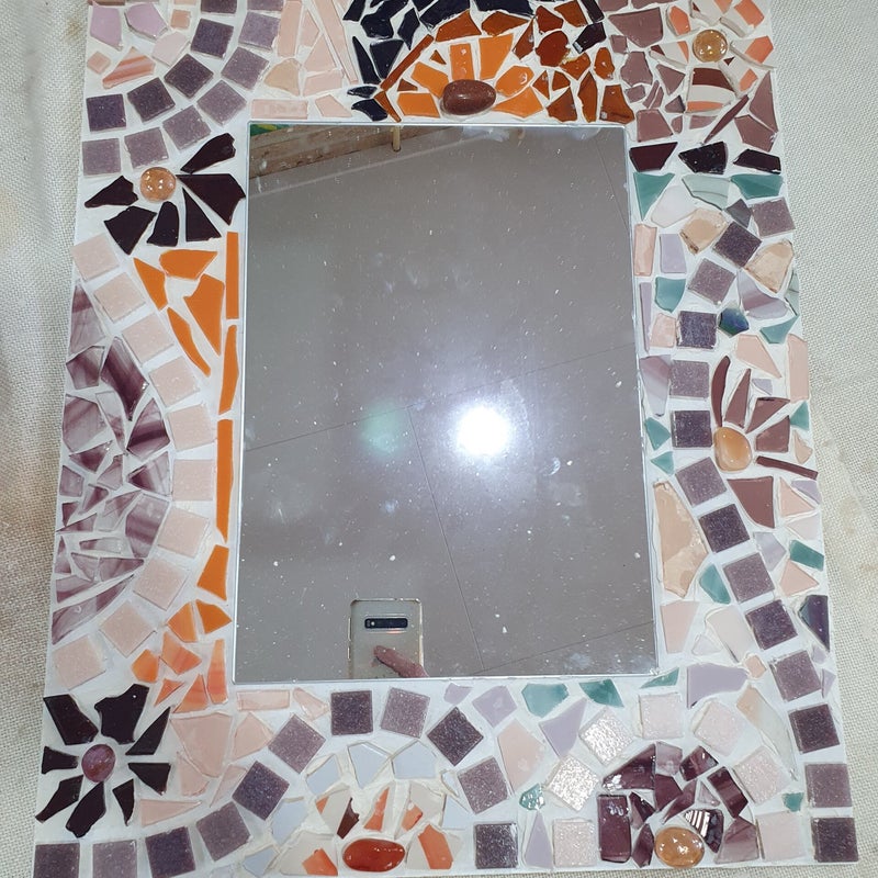 workshop vriendinnen, borden schilderen, Workshop sieraden maken, Leuk tijdens vrijgezellenfeest, Eigen unieke sieraden maken, workshop dikke dames schilderen Hoogeveen, workshop beeldje dikke dame schilderen Hoogeveen, workshop piemel pimpen Hoogeveen