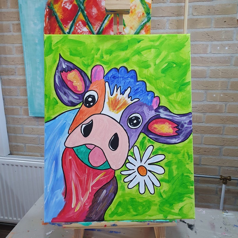 dikke dames schilderen workshop, workshop vriendinnen, mokken schilderen, sierlijke letters schrijven, vrolijkschilderij, vrolijk schilderij, vrijgezellendag, kippen schilderen, vrolijk schilderij dikke dames schilderen, cursus sieraden maken