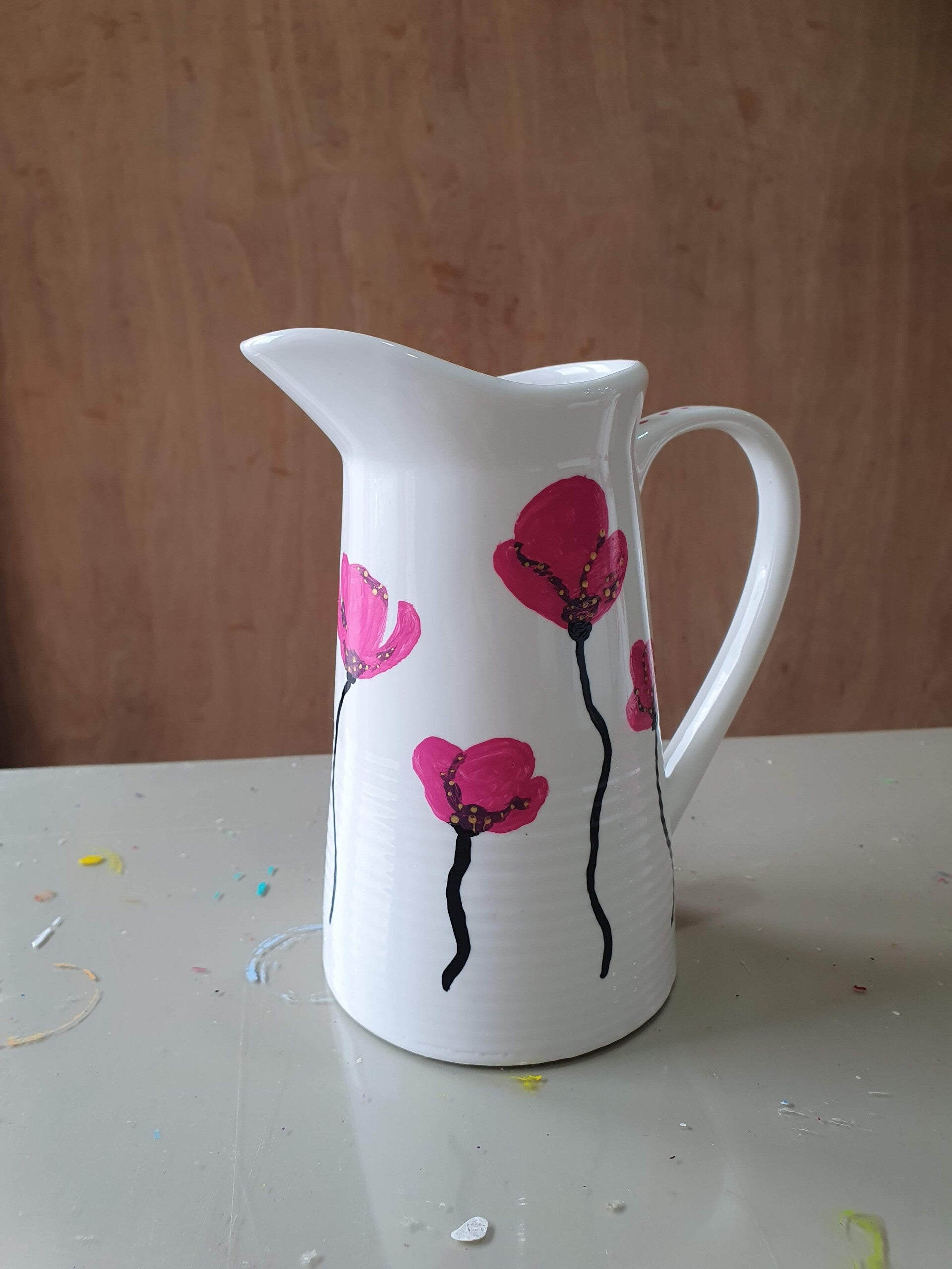 dikke dames wijn, porcelein schilderen, vriendinnenuitjes, vriendinnenuitje, servies schilderen, leuke workshop, dikke dames beeldjes schilderen, schilder voorbeelden, workshop piemel pimpen, dikke vrouwen schilderen, dikke vrouwen schilder, workshoo 