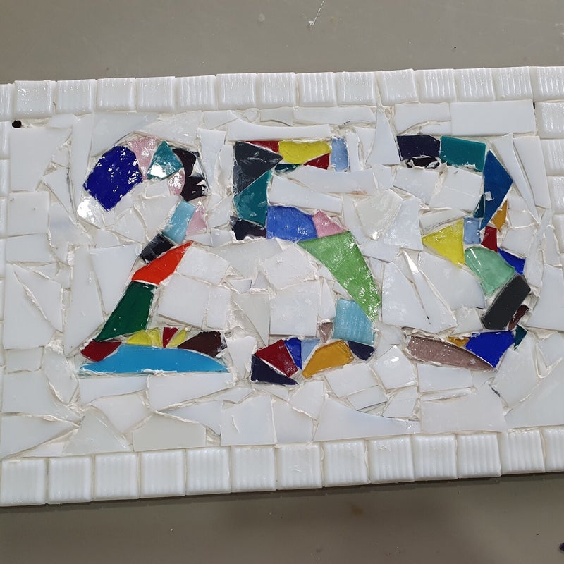 workshop met vriendinnen, workshop 6 letters, cursus sieraden maken, vriendinnendag 2024, workshop vriendinnen, afdelingsuitje, keramiek schilderen workshop, vrolijk schilderij dikke dames schilderen, workshoo, sierlijke letters schrijven, workshop