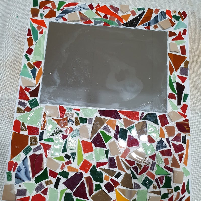 piemel workshop, keramiek schilderen, sieraden maken workshop, macramé plantenhanger maken, vrolijk schilderij, servies beschilderen, workshop drenthe, workshop creatief, vrolijke schilderijen, porselein schilderen, dikke vrouwen schilder, workshop