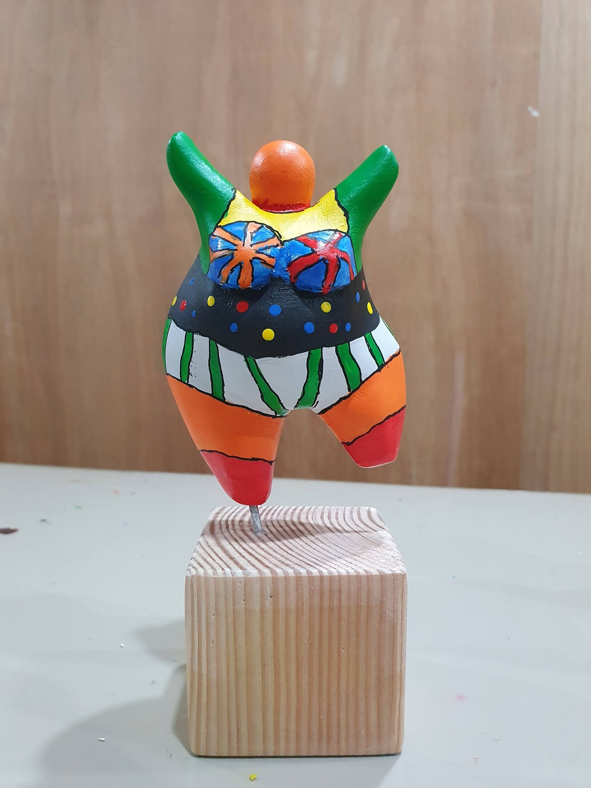 workshop beeldje dikke dame schilderen, workshop, workshop Drenthe, workshops Drenthe, creatieve workshop, creatieve workshops, personeelsuitje Drenthe, creatief uitje Drenthe, vriendinnen uitje, zussendag, betaalbare workshop, vrijgezellenfeest