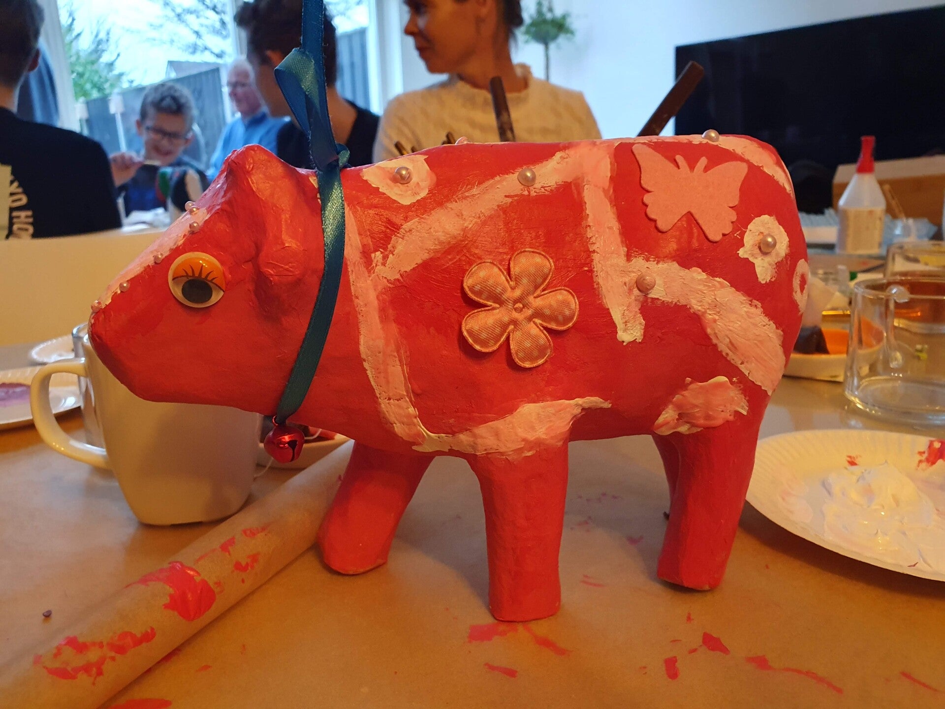 workshop koe pimpen, workshop, workshop Drenthe, workshops Drenthe, creatieve workshop, creatieve workshops, personeelsuitje Drenthe, creatief uitje Drenthe, vriendinnenuitje, familiedag, workshop mannen, teambuilding