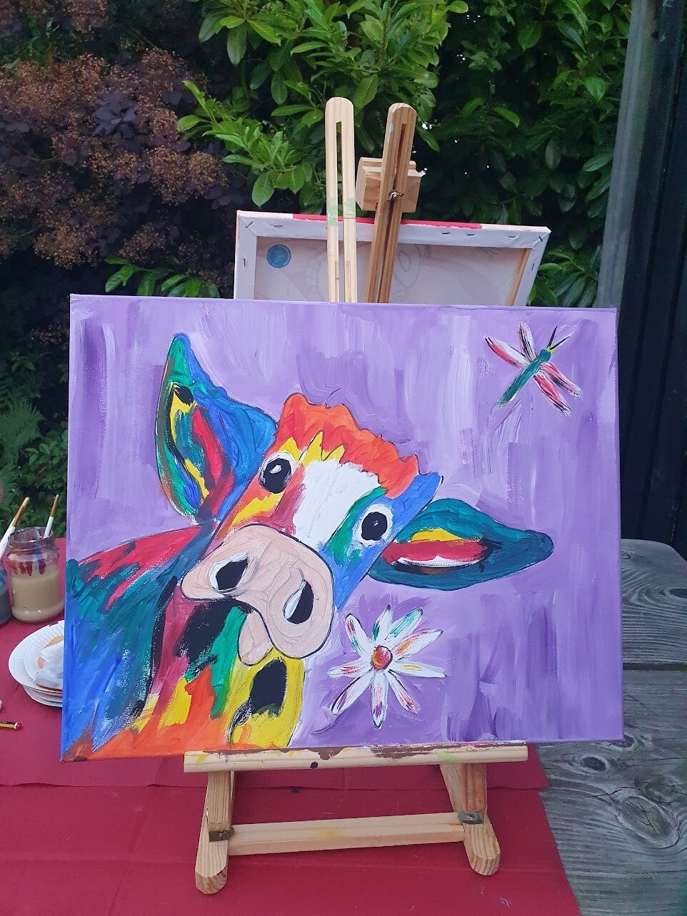 workshop het vrolijke schilderij schilderen, workshop, workshop Drenthe, workshops Drenthe, creatieve workshop, creatieve workshops, zussendag, activiteiten Drenthe, personeelsuitje, workshop koe schilderen, origineel bedrijfs uitje, bedrijfsfeest 