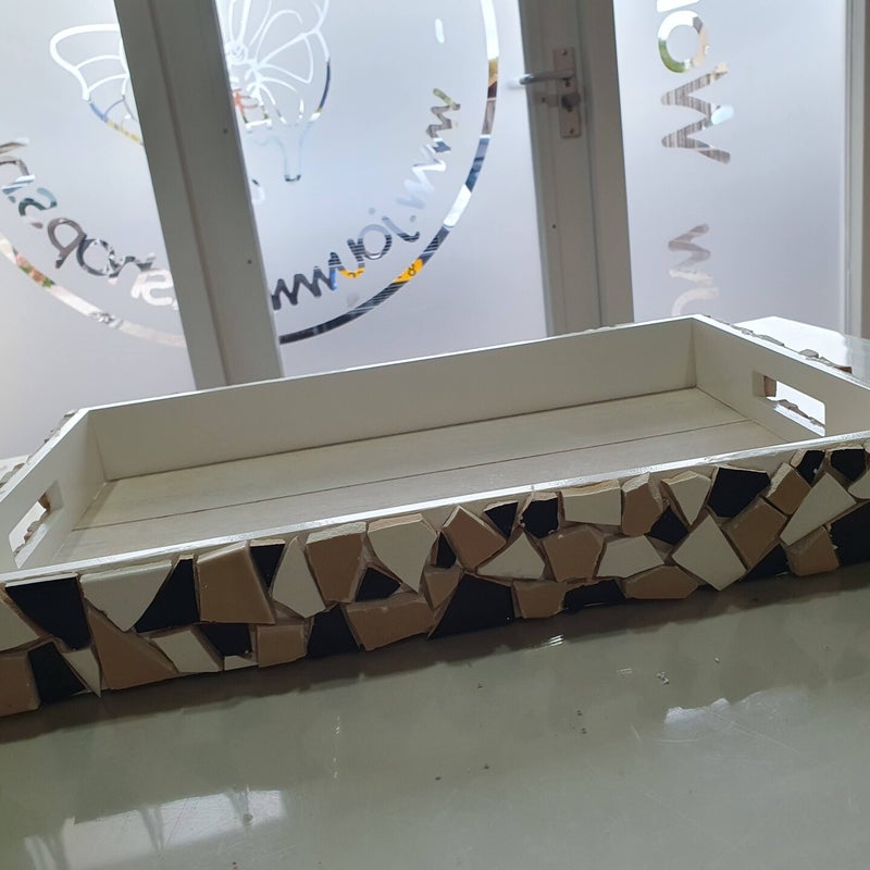 workshop mozaïeken, workshop mozaïek, workshop keramieken, workshop glasmozaïek, workshop Drenthe, creatieve workshop, bedrijfsuitje Drenthe, bedrijfsfeest Drenthe, vrijgezellenfeest Drenthe, workshop grote groep, vrijgezellenfeest mannen