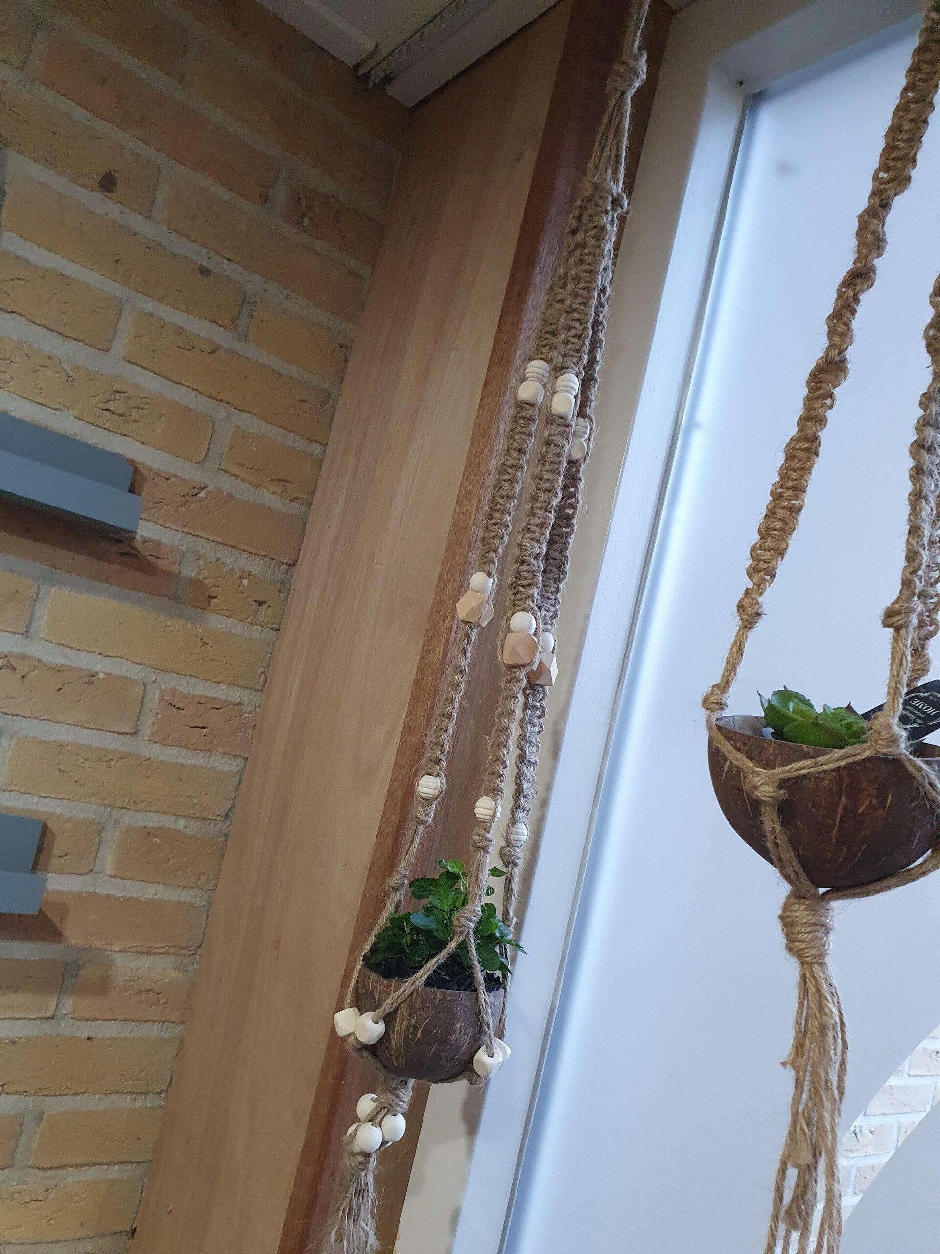 workshop macramé plantenhanger maken, workshop, workshop Drenthe, workshops Drenthe, creatieve workshop, creatieve workshops, personeelsuitje Drenthe, creatief uitje Drenthe, vriendinnenuitje, familiedag, workshop 20 personen, moeder dochter uitje