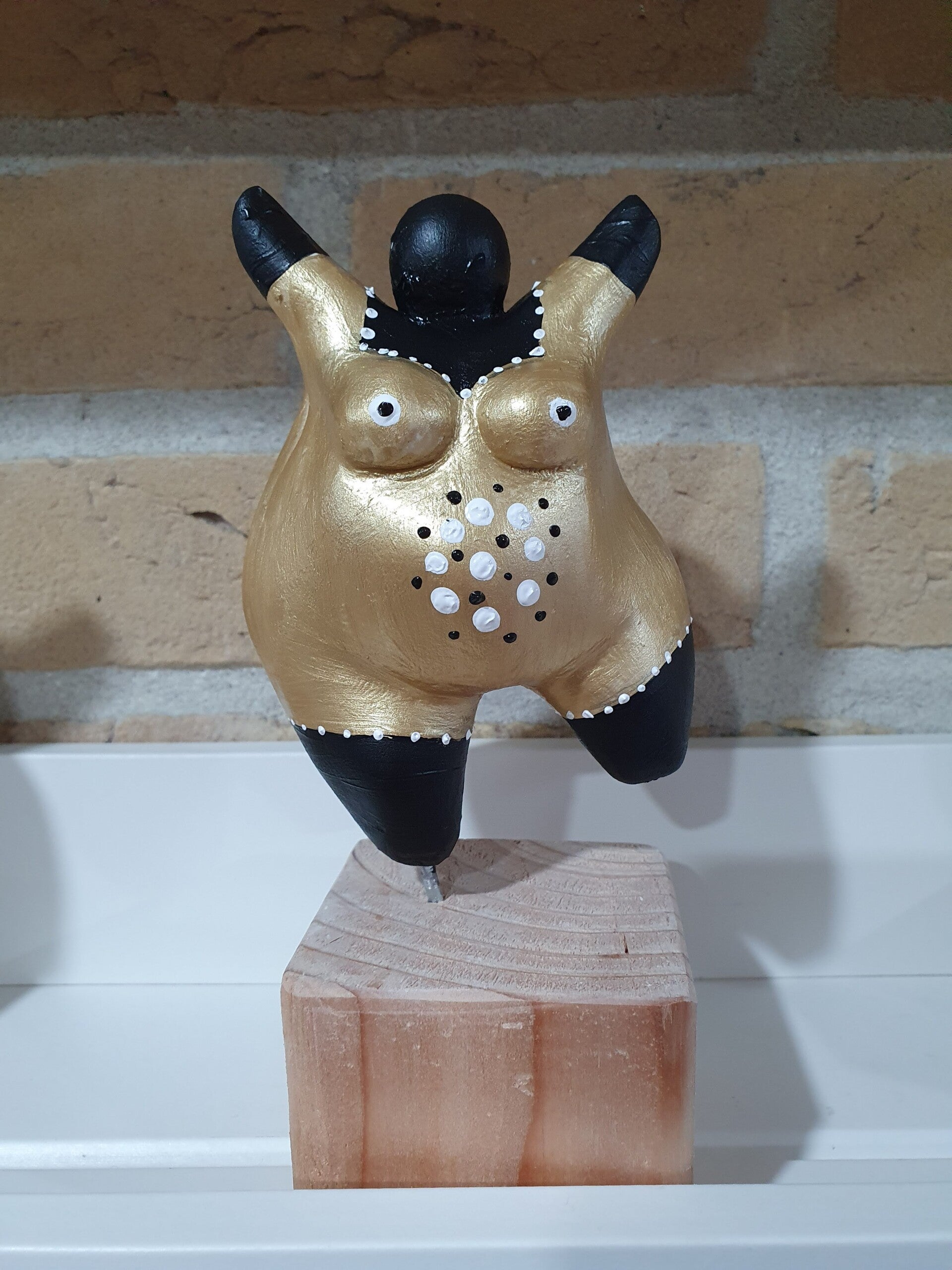 workshop beeldje dikke dame schilderen, workshop, workshop Drenthe, workshops Drenthe, creatieve workshop, creatieve workshops, personeelsuitje Drenthe, creatief uitje Drenthe, vriendinnen uitje, zussendag, betaalbare workshop, workshop aanbieding