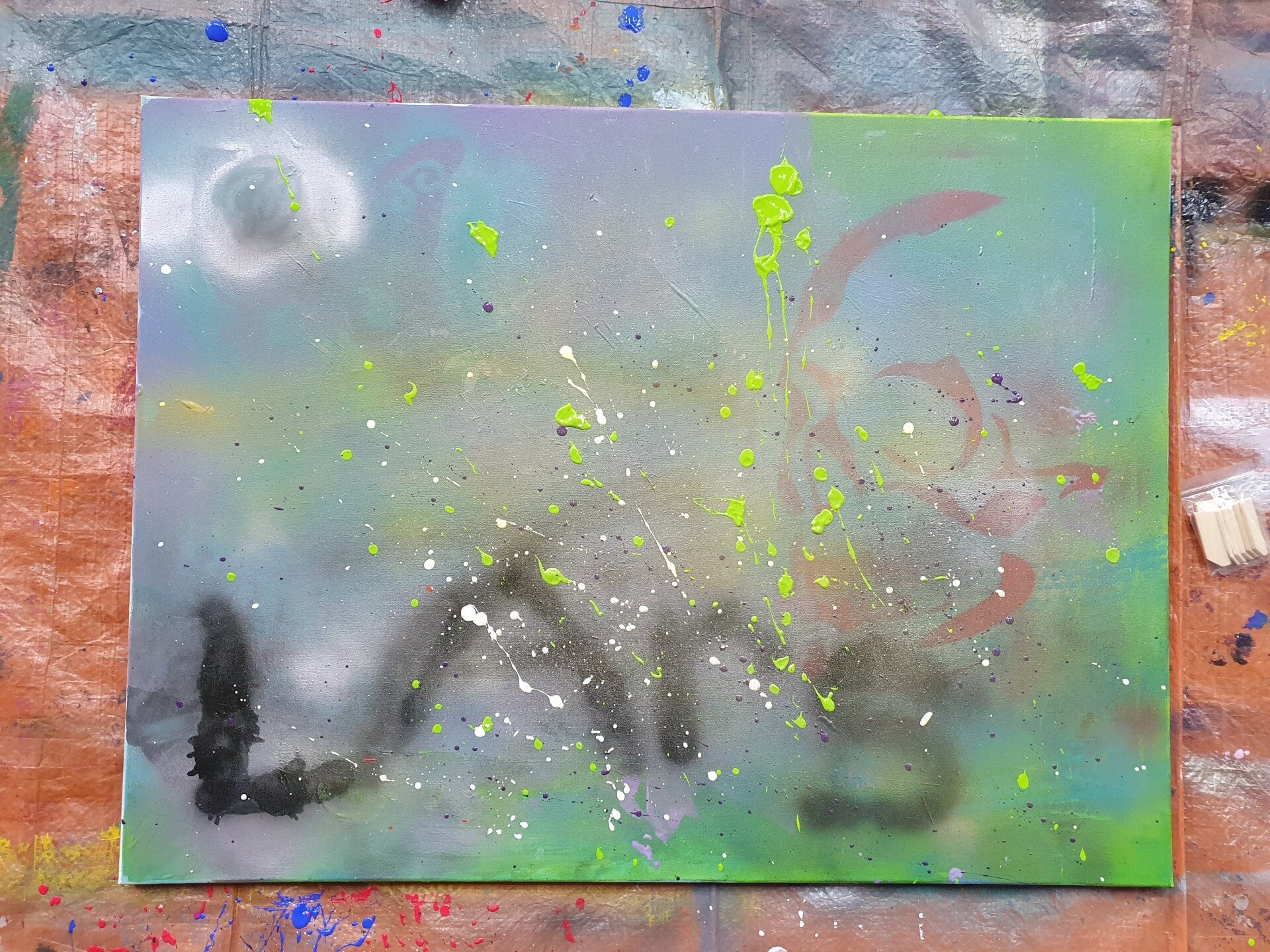 workshop graffiti modern schilderen, workshop, workshop Drenthe, workshops Drenthe, creatieve workshop, creatieve workshops, bedrijfsuitje Drenthe, creatief uitje Drenthe, workshop mannen, workshop 10 personen of meer, workshop grote groepen, Brood schild