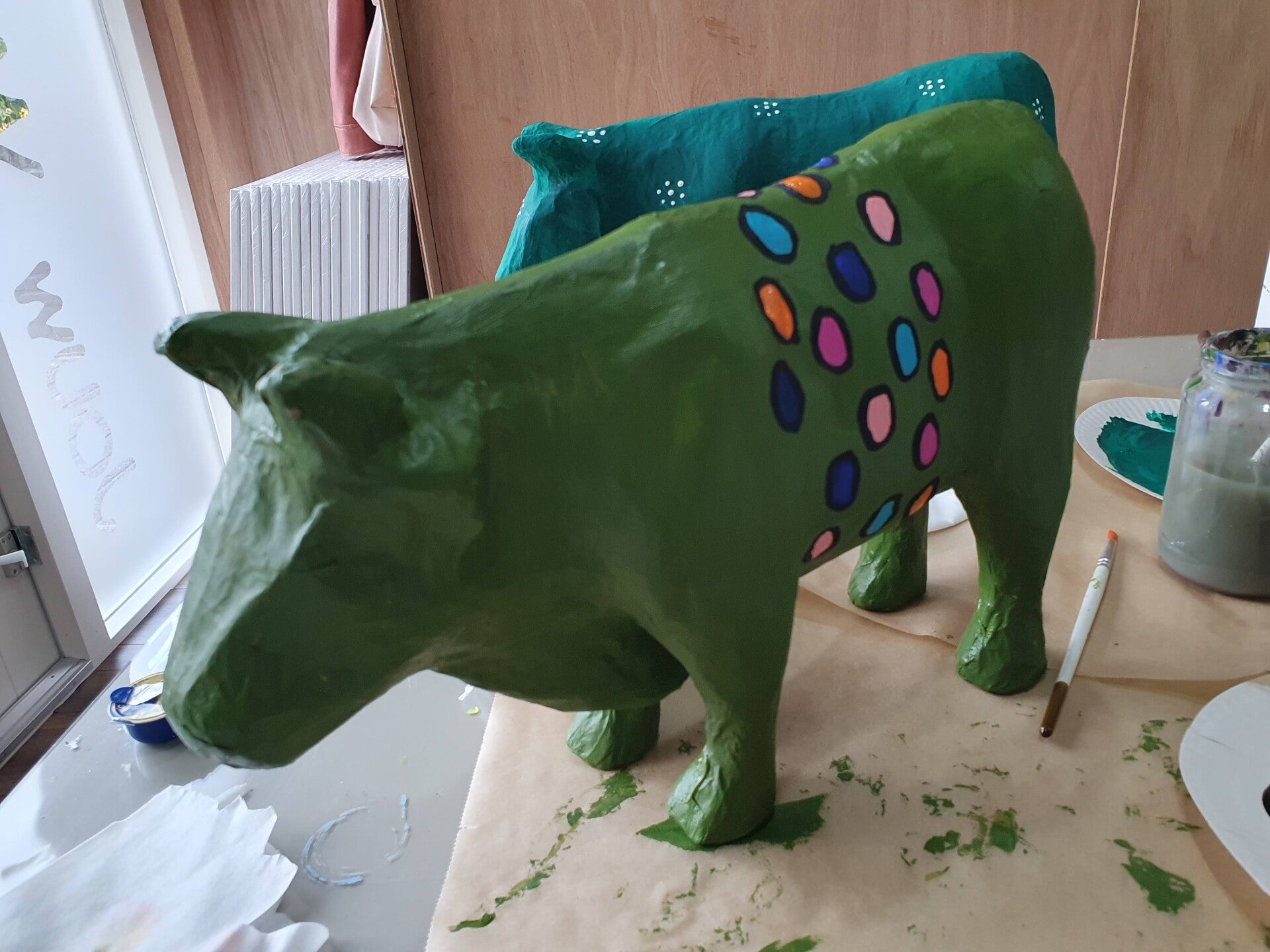 workshop koe pimpen, workshop, workshop Drenthe, workshops Drenthe, creatieve workshop, creatieve workshops, bedrijfsuitje Drenthe, creatief uitje Drenthe, vrijgezellenfeest, workshop mannen en vrouwen, teambuilding