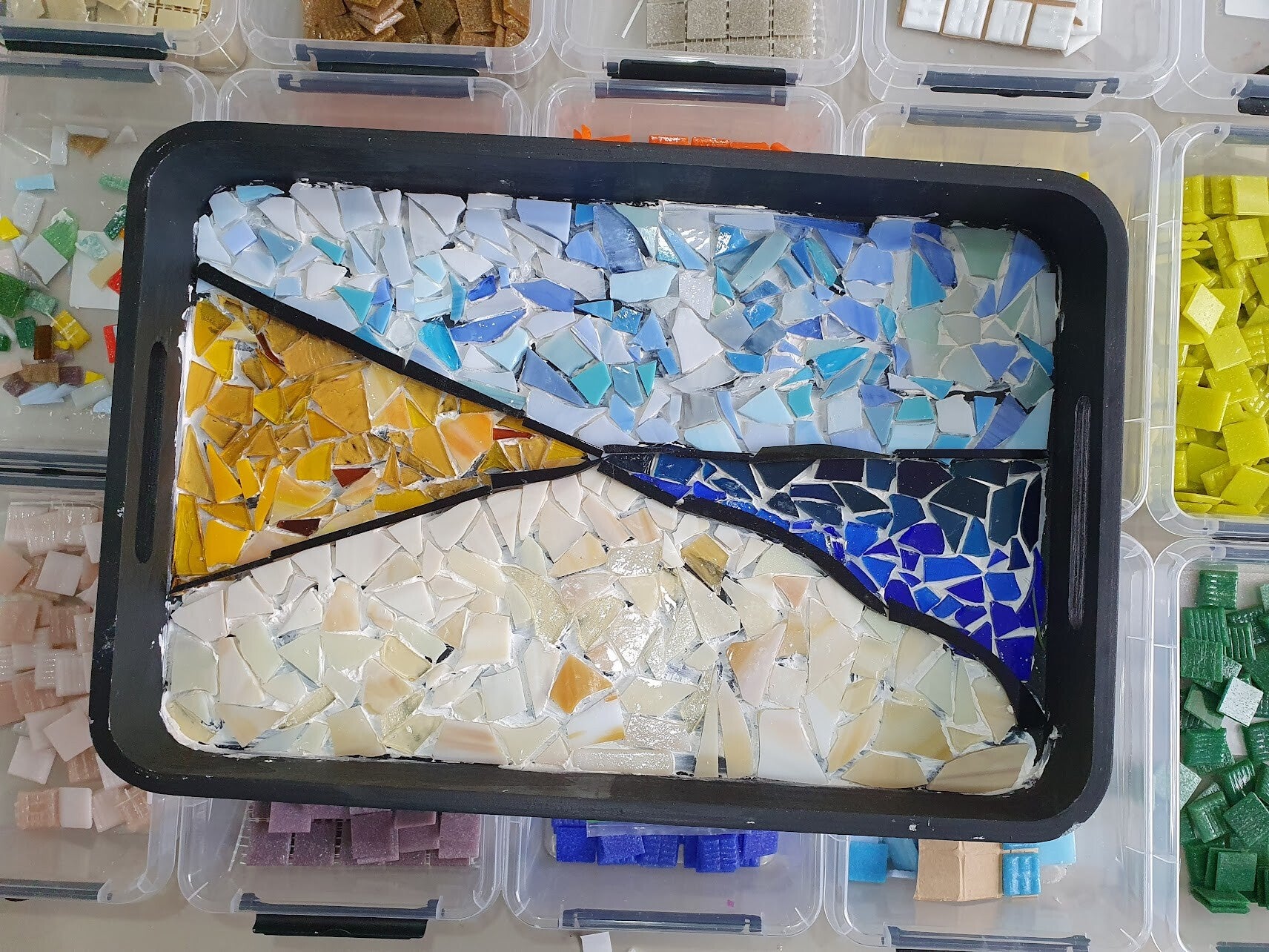 workshop mozaïeken, workshop mozaïek, workshop keramieken, workshop, workshop Drenthe, workshops Drenthe, creatieve workshop, bedrijfsuitje Drenthe, personeelsuitje Drenthe, vrijgezellenfeest Drenthe, vriendinnenuitje, workshop grote groep, betaalbare wor