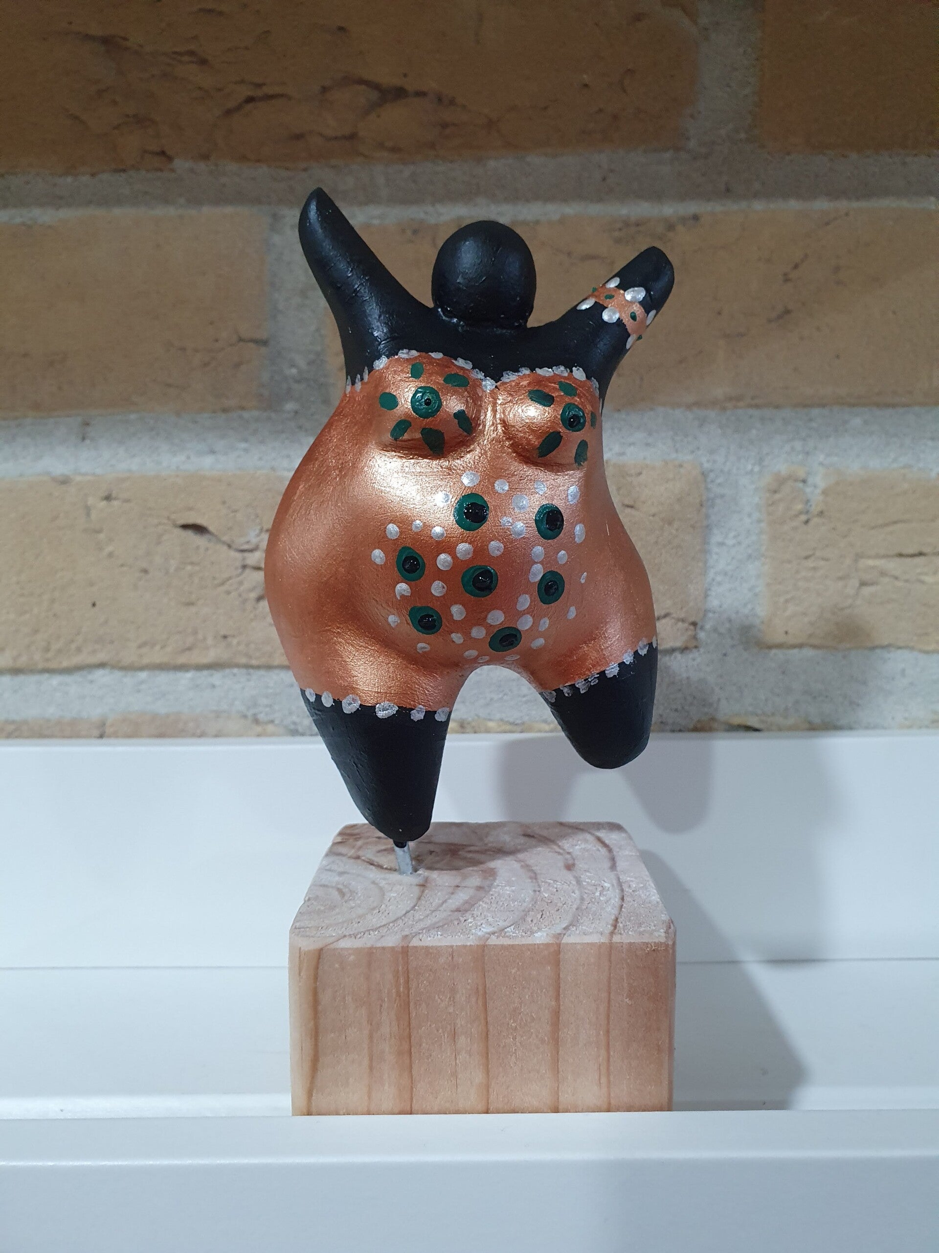 workshop beeldje dikke dame schilderen, workshop, workshop Drenthe, workshops Drenthe, creatieve workshop, creatieve workshops, personeelsuitje Drenthe, creatief uitje Drenthe, vriendinnen uitje, zussendag, betaalbare workshop, workshop aanbieding