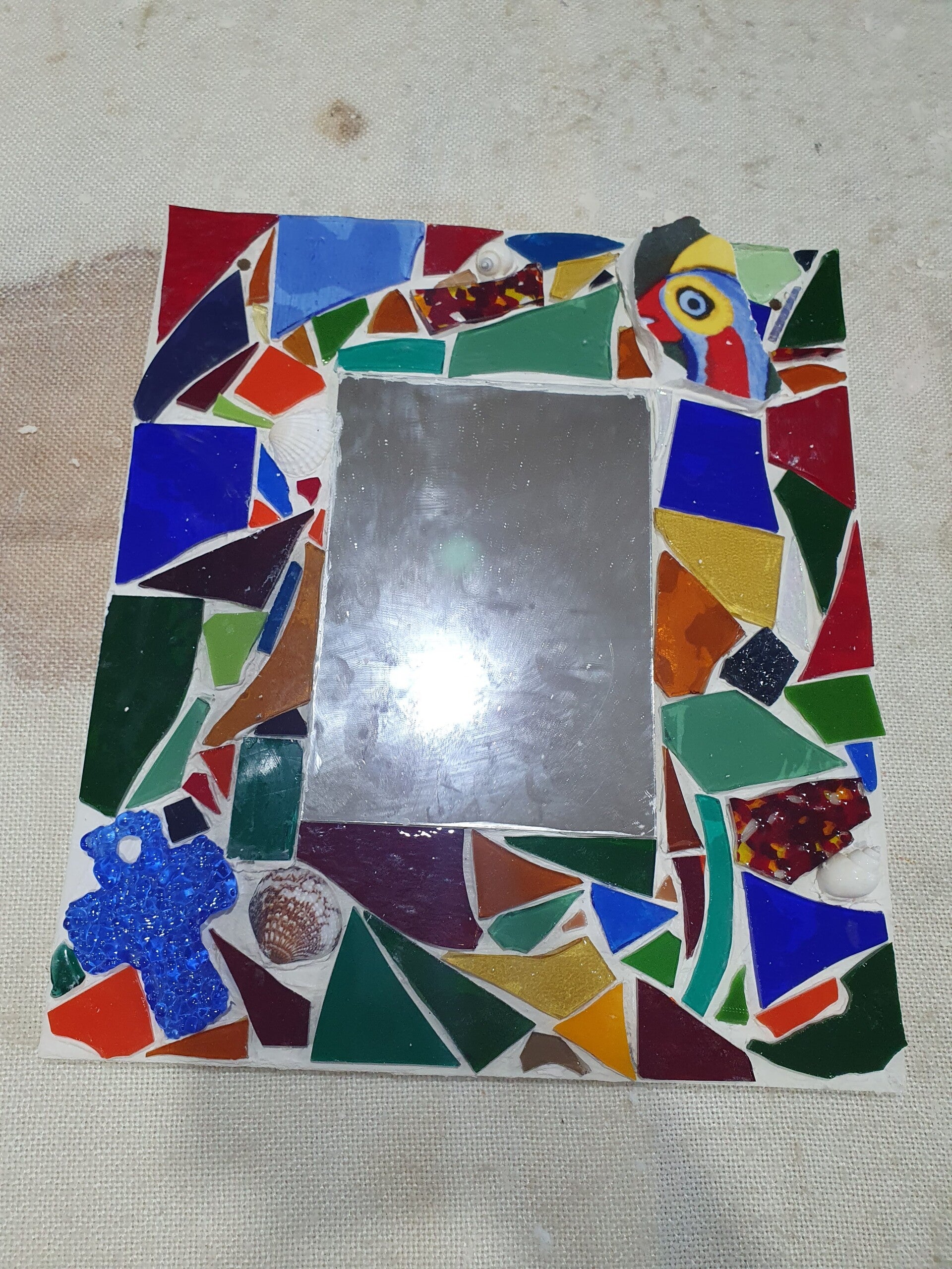 workshop mozaïeken, workshop mozaïek, workshop keramieken, workshop glasmozaïek, workshop Drenthe, creatieve workshop, bedrijfsuitje Drenthe, bedrijfsfeest Drenthe, vrijgezellenfeest Drenthe, workshop grote groep, vrijgezellenfeest mannen 