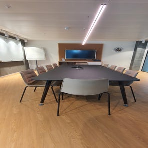 apil7059.jpg
