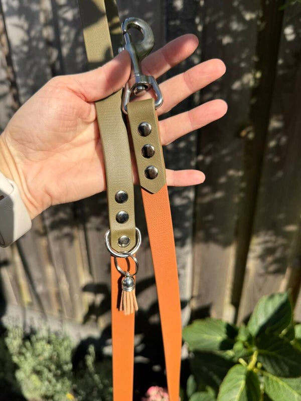 Lijn 19mm 2 meter, vast handvat, 1 musketon, 1 ring