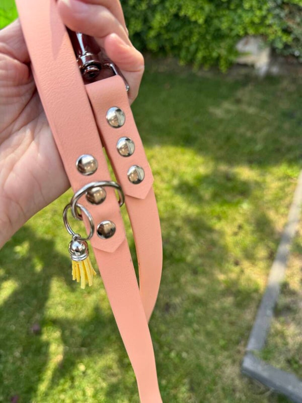 Pastel peach Lijn 19mm 2 meter, vast handvat, 1 musketon, 1 ring