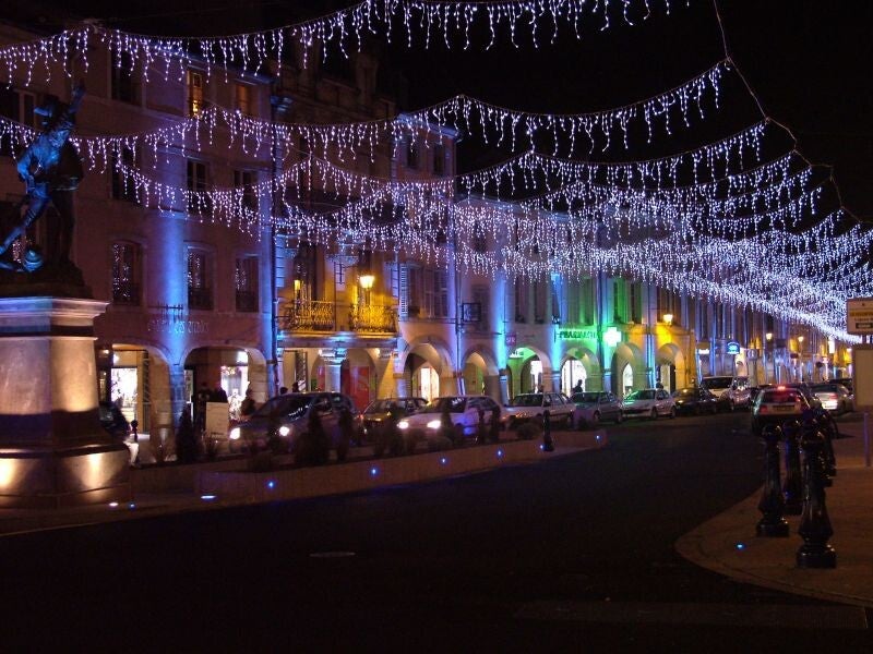 Les arcades de Remiremont pendant les fêtes de fin d'année