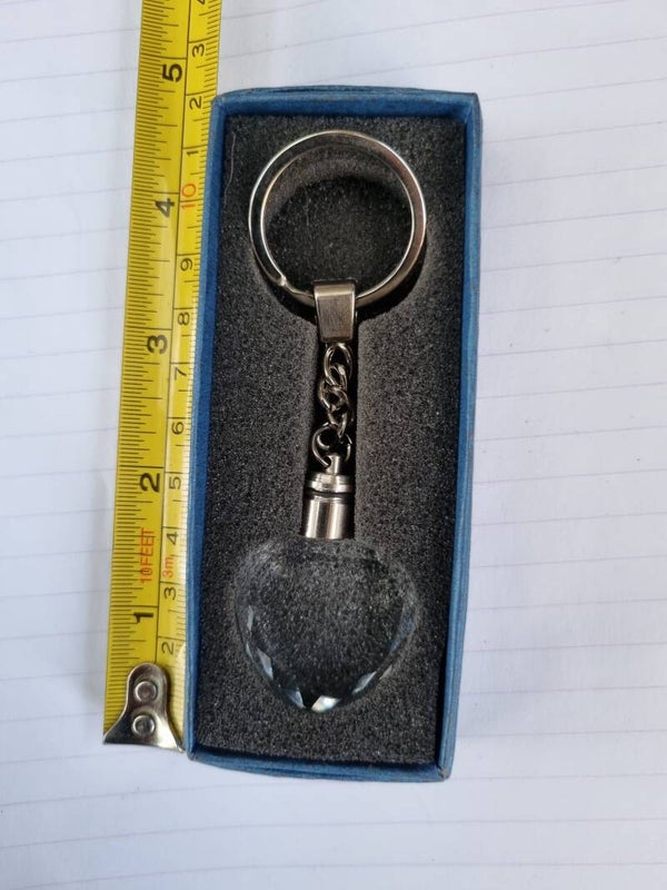 KEY RING HART WITH LIGHT AND 2D IMAGE INSIDE